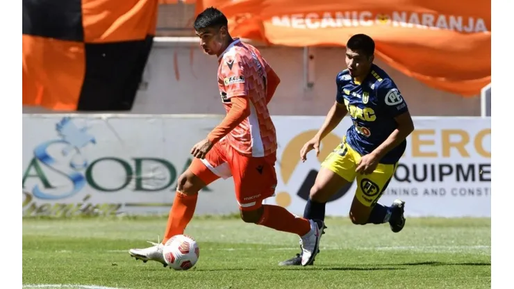 El argentino David Chiquito Escalante habló sobre el complejo viaje que tuvo Cobreloa para vencer a la Universidad de Concepción y avisó que quieren ir por la corona.