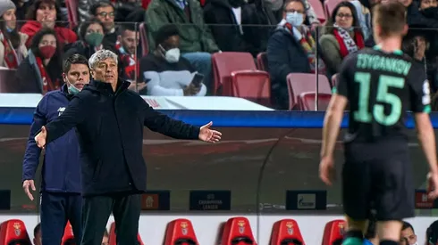 Lucescu se quedará junto a su equipo en Ucrania