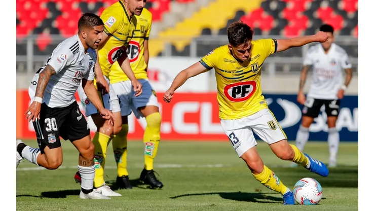 Ignacio Jara y Leandro Díaz disputan la pelota en la final entre Colo Colo y Universidad de Concepción hace un año: ambos tienen nuevo equipo