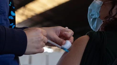 ¿Quiénes se vacunan con Cuarta Dosis esta semana?