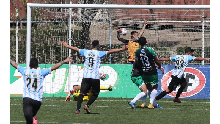 Magallanes y Puerto Montt aspiran a luchar por el ascenso en este 2022.