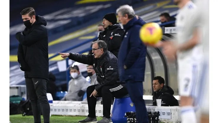 Bielsa está a seis puntos del descenso en Inglaterra.