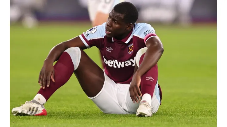 Zouma fue sancionado por su club por golpear a su gato