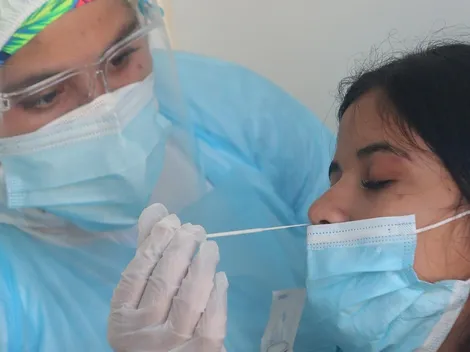 ¿Cuántos casos covid-19 hay este martes en Chile?