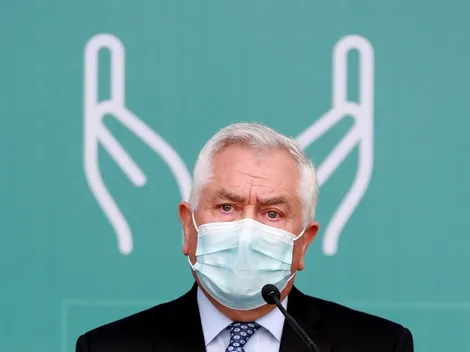 ¿Qué dijo el ministro Enrique Paris sobre el regreso a clases presenciales?