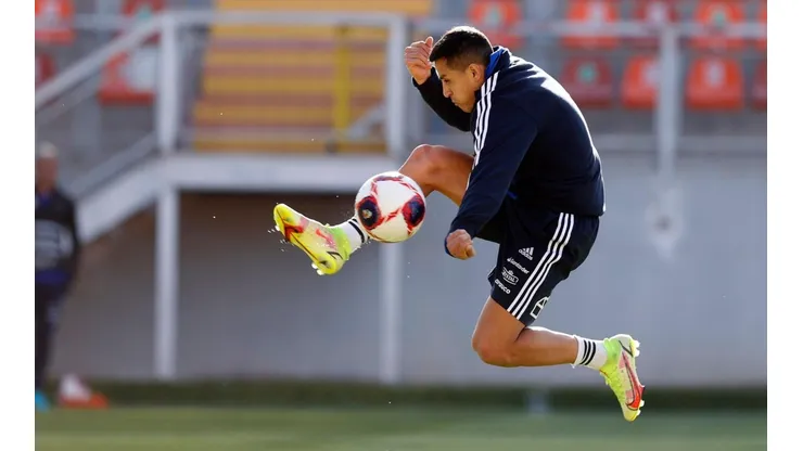 Alexis Sánchez deja la grande en Calama: los hinchas lo adoran.