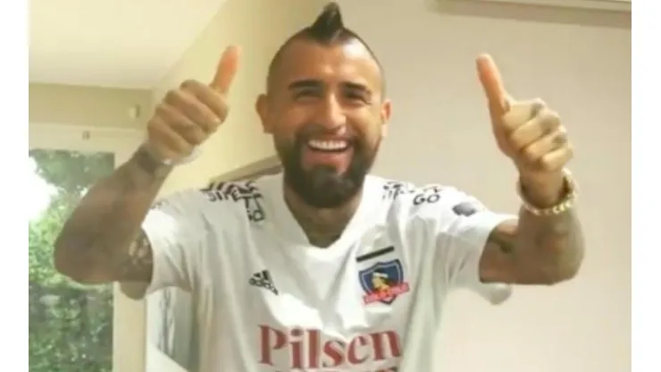Arturo Vidal es pura alegría tras el título de la Supercopa de Colo Colo