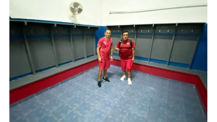 El camarín de Ñublense tras el partido contra Nacional en Uruguay.
