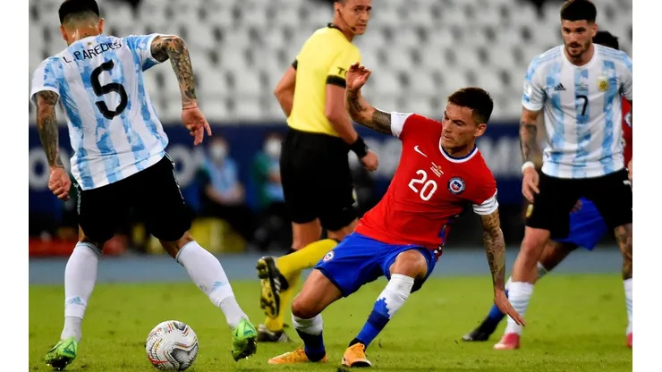 Charles Aránguiz llegará con lo justo al partido frente a Argentina