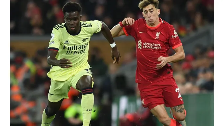Los reds y los gunners se miden por la semifinal de ida de la Carabao Cup.