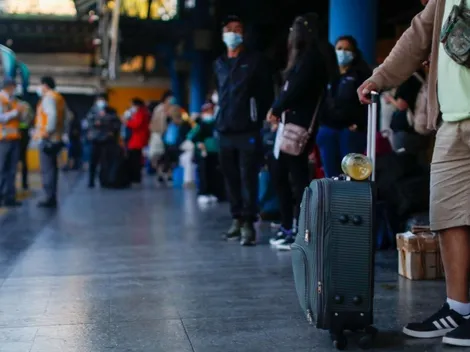 ¿Puedo viajar a otra región sin Pase de Movilidad?