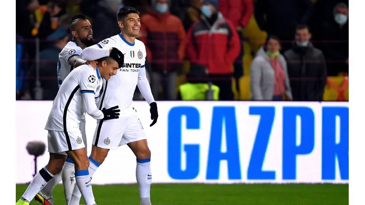 Alexis Sánchez y Arturo Vidal apuntan a la titularidad ante Lazio.