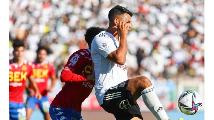 Iván Morales sigue pensando en su futuro pero permanece en Colo Colo.