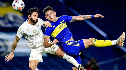 Eugenio Mena no pudo comenzar la pretemporada con Racing en Argentina