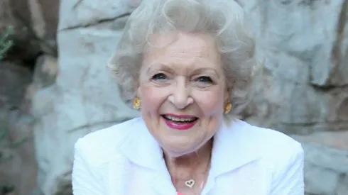 Betty White, leyenda de la televisión fallece a los 99 años.