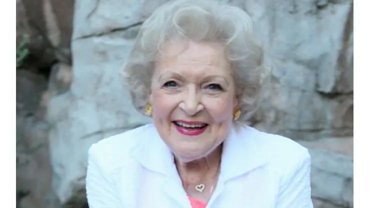 Betty White, leyenda de la televisión fallece a los 99 años.