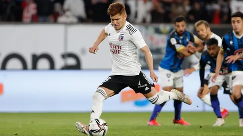 Leo Gil se queda en Colo Colo y lo celebra con los hinchas