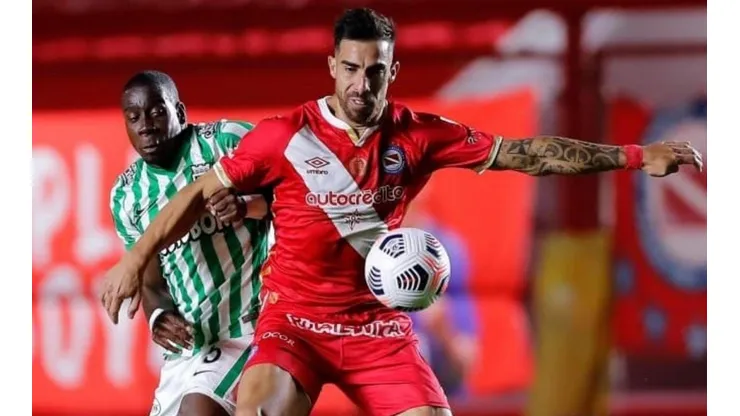 Argentinos Juniors descarta el fichaje del delantero Gabriel Ávalos en Colo Colo.