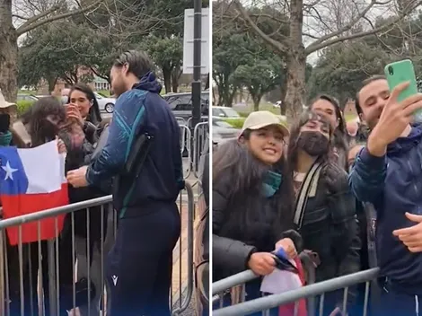 Brereton recibe el cariño de hinchas chilenas en Inglaterra