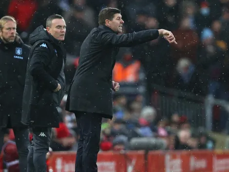 Emotivo recibimiento con ovación a Gerrard en Anfield