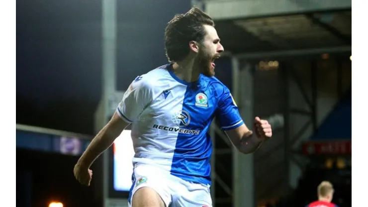 La celebración del gol de Ben Brereton en el minuto 53 del partido. Foto: @Rovers