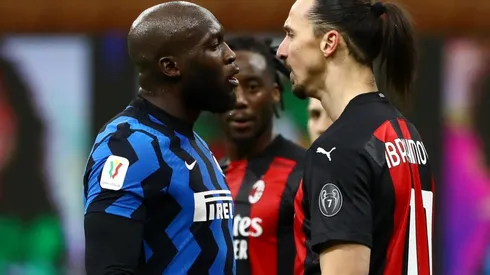 Zlatan Ibrahimovic y Romelu Lukaku tuvieron un rudo cruce en el choque entre Inter contra Milan en los cuartos de final de la Copa Italia jugados en enero.