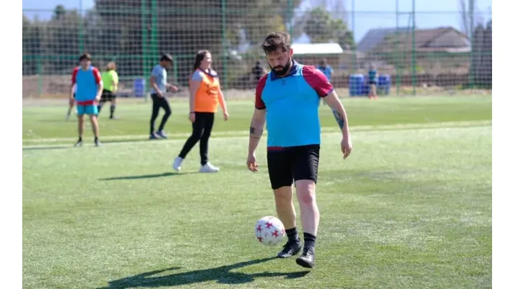 Gabriel Boric se ha mostrado siempre muy interesado en el fútbol