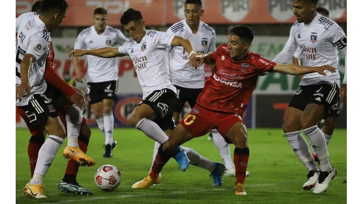 Colo Colo tuvo que jugar con juveniles y suplentes ante Ñublense y Audax Italiano por sendos brotes de coronavirus