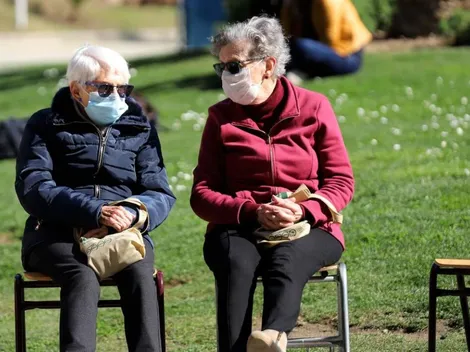 ¿Cuáles son los bonos para adultos mayores disponibles y dónde postular?