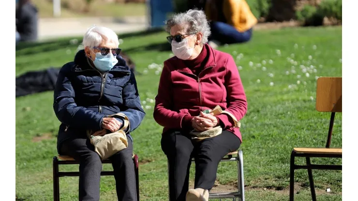 ¿Cuáles son los bonos para adultos mayores disponibles y dónde postular?