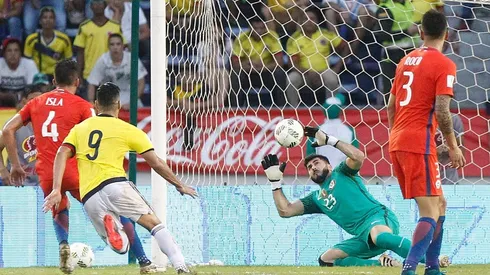 Johnny Herrera fue en la era de Pizzi donde tuvo más participación en la Roja