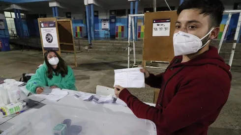 Presentan proyecto para subir el pago a Vocales de Mesa