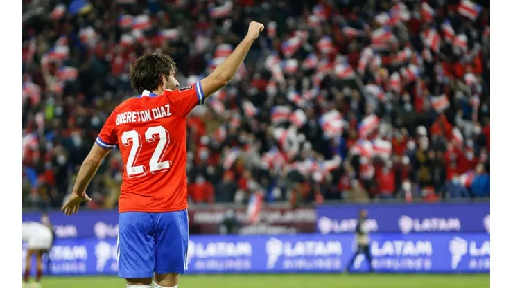 El artillero reveló detalles desconocidos de su historia con Chile.