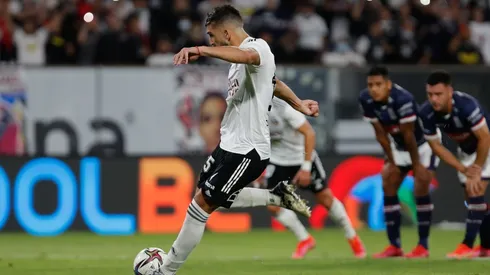 Emiliano Amor tomó las banderas después de que Leonardo Gil fallara el primer lanzamiento penal que favoreció a Colo Colo