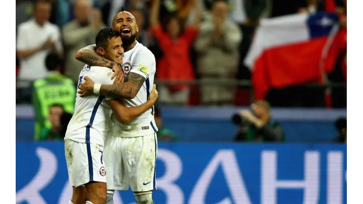 Alexis Sánchez y Arturo Vidal prometieron pelear hasta el final por Chile