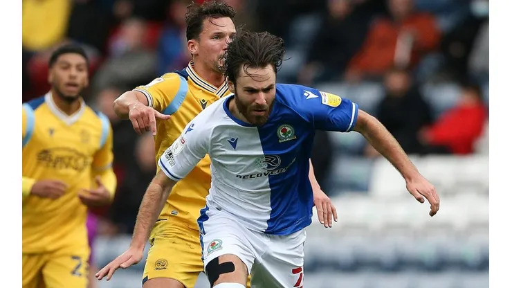 Brereton y Blackburn vuelven a meterse en la pelea por el ascenso