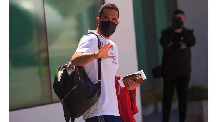 Claudio Bravo será el capitán de Chile en Lima