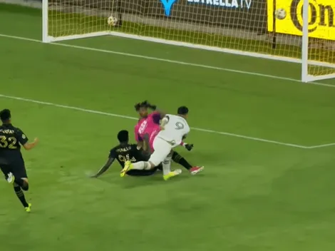 Misil de Felipe Mora al palo y golazo de Dairon Asprilla