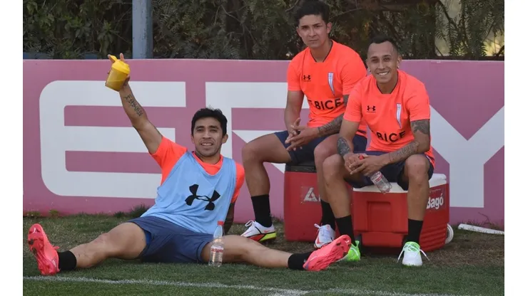 Universidad Católica tuvo 17 días sin competencia y Fabián Orellana avanzó en su puesta a punto después de llegar de España