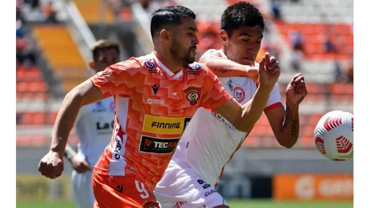 Cobreloa derrotó a San Felipe y dejó la última posición de la Primera B en el estadio Municipal Zorros del Desierto