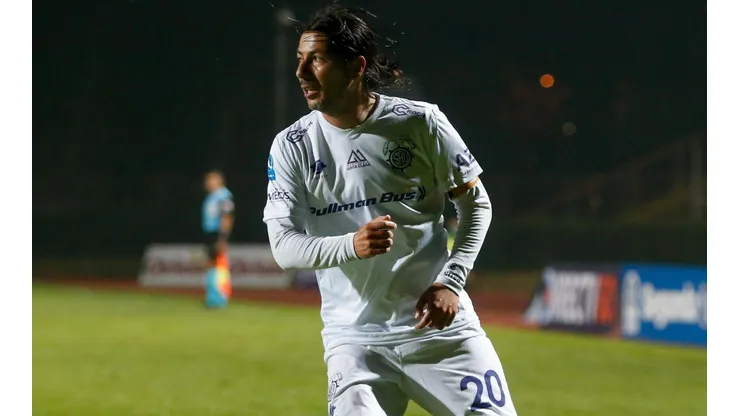 Pajarito Valdés adelantó que se retirará del fútbol si no llega una oferta de algún club de Primera División.