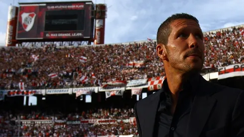 Diego Pablo Simeone disfrutó de uno de los mejores planteles de River Plate en el presente siglo, con un Alexis prometedor