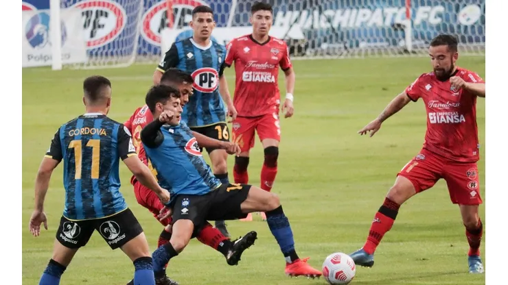 Huachipato suma cinco partidos sin conocer la derrota por el Campeonto Nacional.
