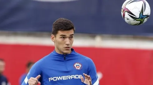 Robinson renunció a La Roja 24 horas antes del partido contra Brasil.