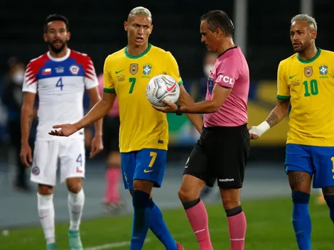 El payaso Richarlison calienta el partido de Brasil con Chile