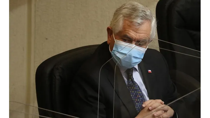 En entrevista con LUN, el ministro de Salud, Enrique Paris, señaló que "no cree" que el Gobierno vuelva a pedir Estado de Excepción.