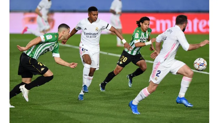 El Madrid desafía al Betis de Pellegrini.