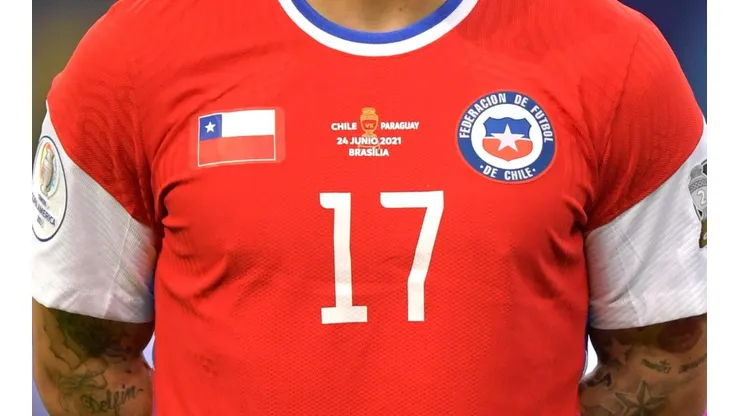 ANFP confirma que Chile jugará con camisetas KS7