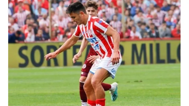 Cavallaro jugando por Unión de Santa Fe