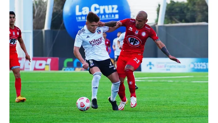 Colo Colo ante La Calera en el Nicolás Chahuán Nazar.